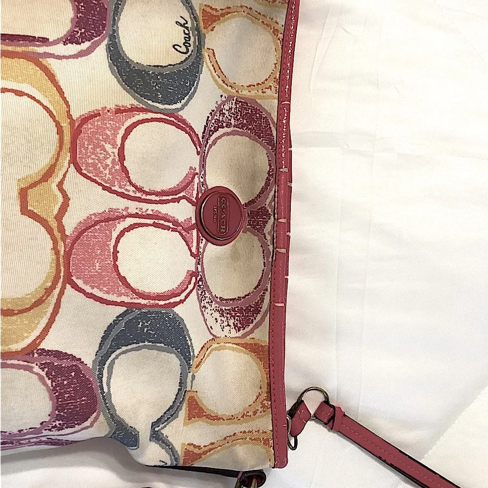 Coach Signature Design Logo shoulder bag, Pink Multicolor - Picture 4 of 6